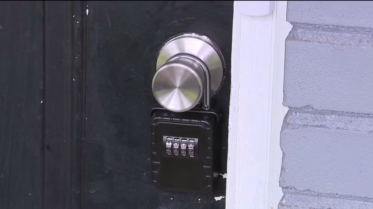 Rental scam: Facebook Marketplace fraud leaves Mableton mom displaced