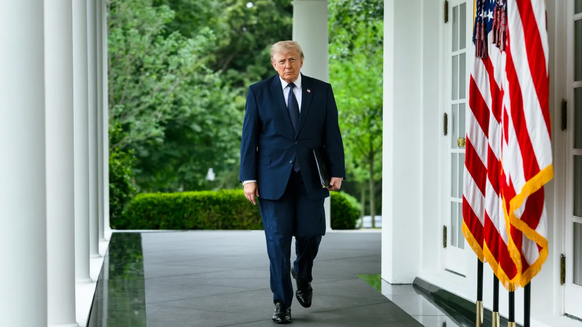 Trump notifies Congress the Iran war has resumed